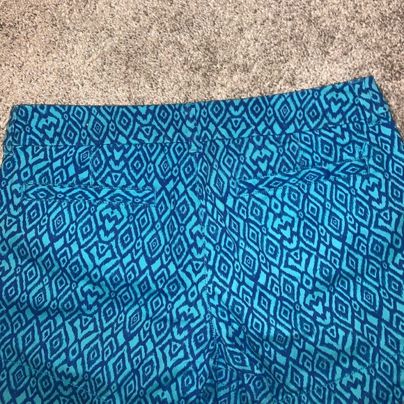 American Eagle Midi Stretch Blue Shorts size 6 - Picture 11 of 11